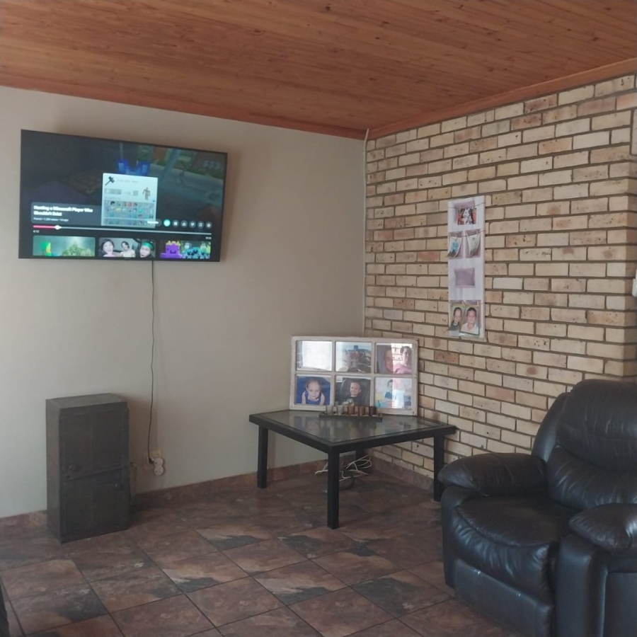 4 Bedroom Property for Sale in El Toro Park Northern Cape